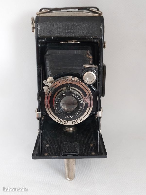 Contessa-Nettel Piccolette Collection appareils photo anciens par Sylvain Halgand