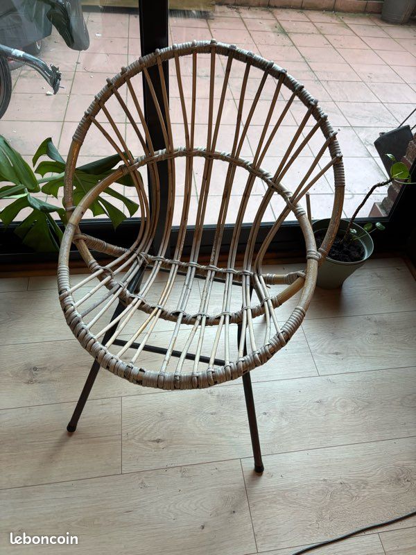 2 chaises en rotin (image 1)