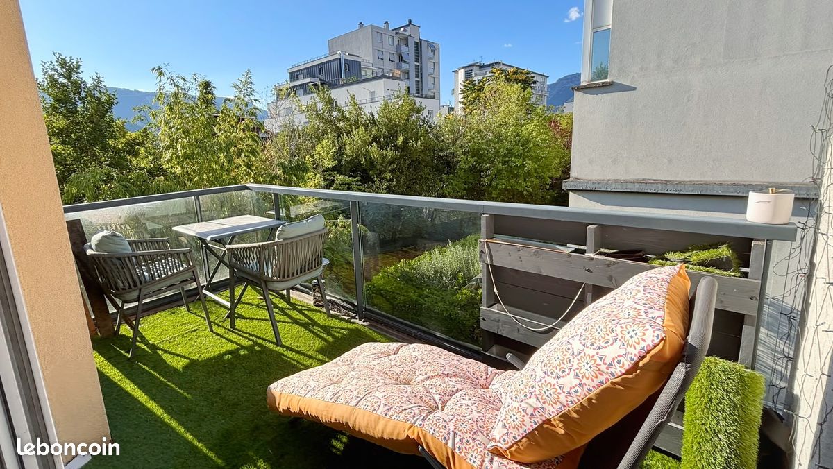 Appartement 2 pièces 48 m² · à Grenoble · 48 m² · 132 000 €