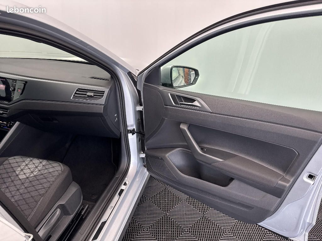 Volkswagen Polo 1.0 TSI 95 S&S BVM5 R-Line Edition (image 19)