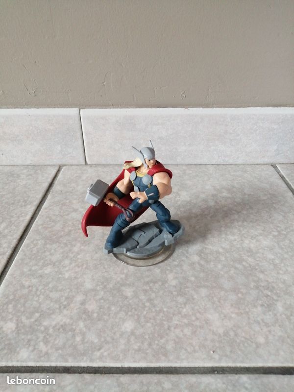 Figurine disney infinity marvel thor très bon état (image 1)