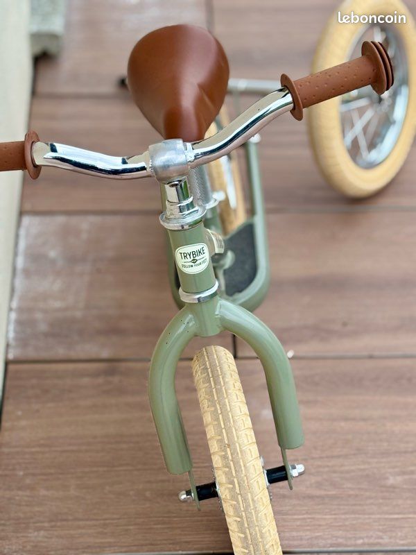 Draisienne et tricycle en évolutive, Trybike Vélos