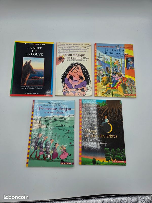 đ Lot de 5 livres jeunesse 7 Ă 10 ans (image 1)