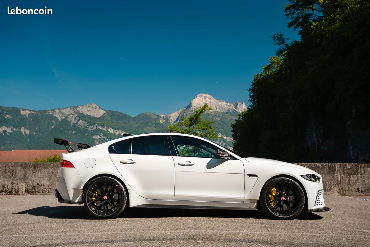 Jaguar xe sv project 8 v8 5.0l 600ch – 1of300 (image 3)