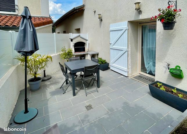 Maison de ville meublée de 80m2 à louer