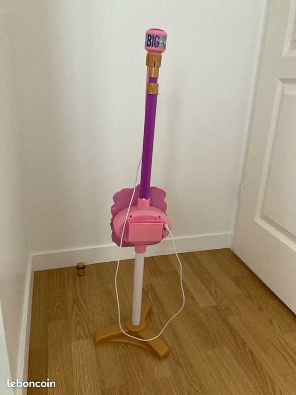 Micro sur pied princesse (image 2)