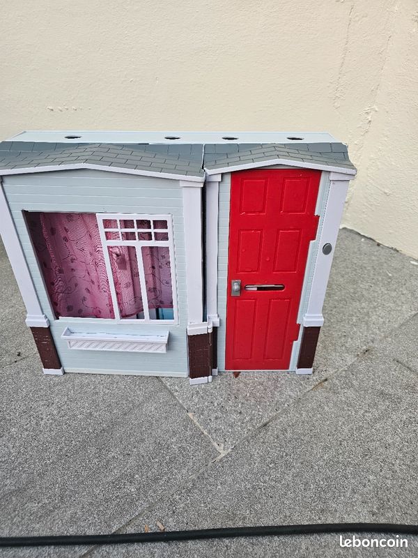 Maison mobile barbie (image 1)