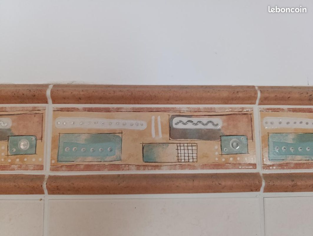Recherche frise carrelage (image 2)