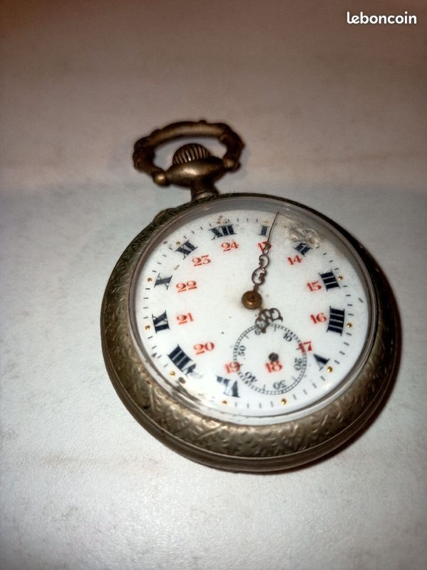 Montre gousset ancienne avec gravure chasseur et chien À