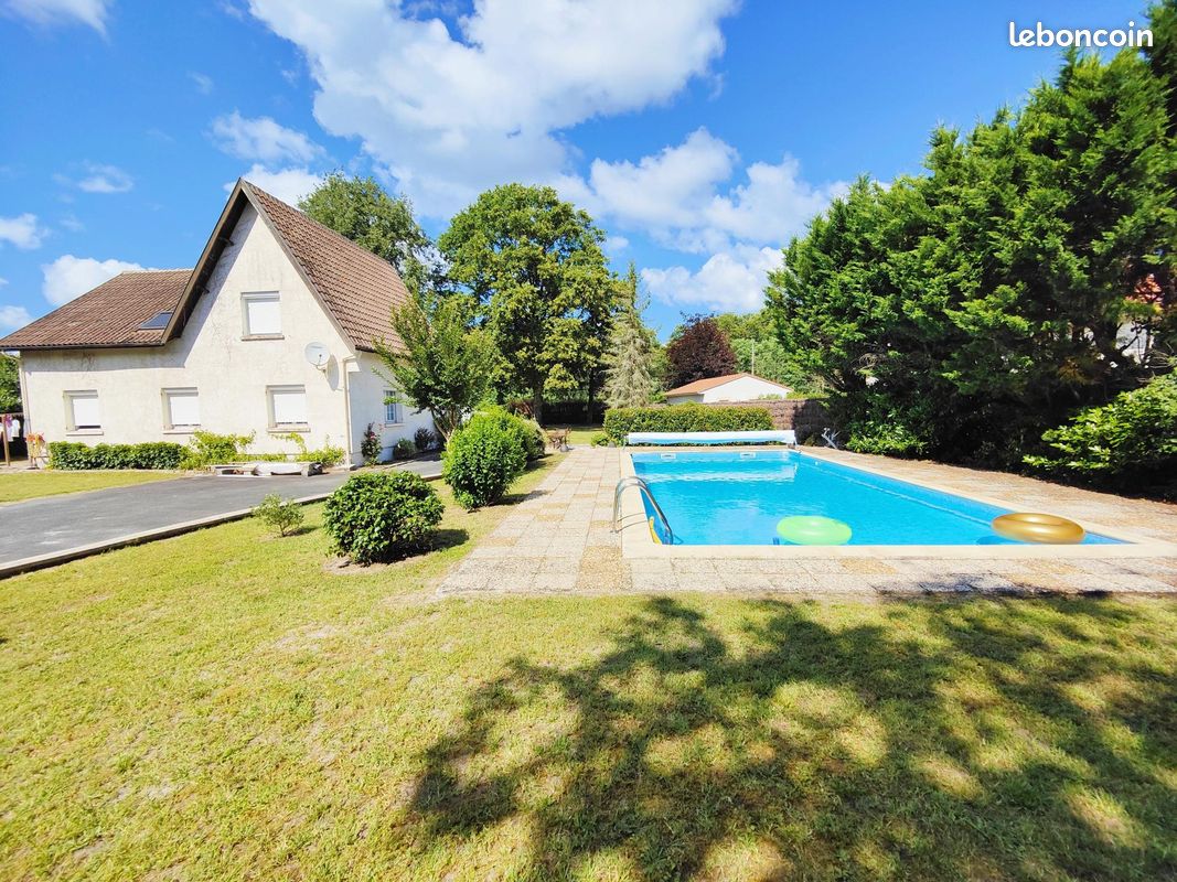 Maison 7 pièces 162 m² · à Léognan · 162 m² · 459 900 €