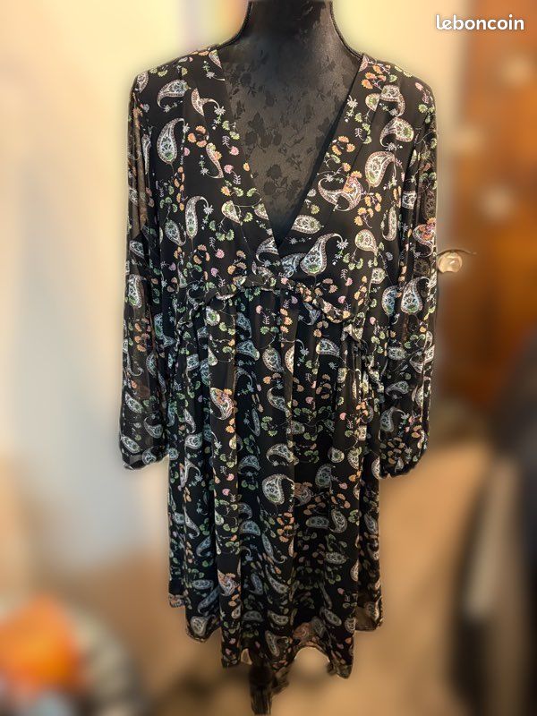 Robe Chic Imprimée Blanche – Taille 44 | Style Élégant Et Moderne Pour Femme