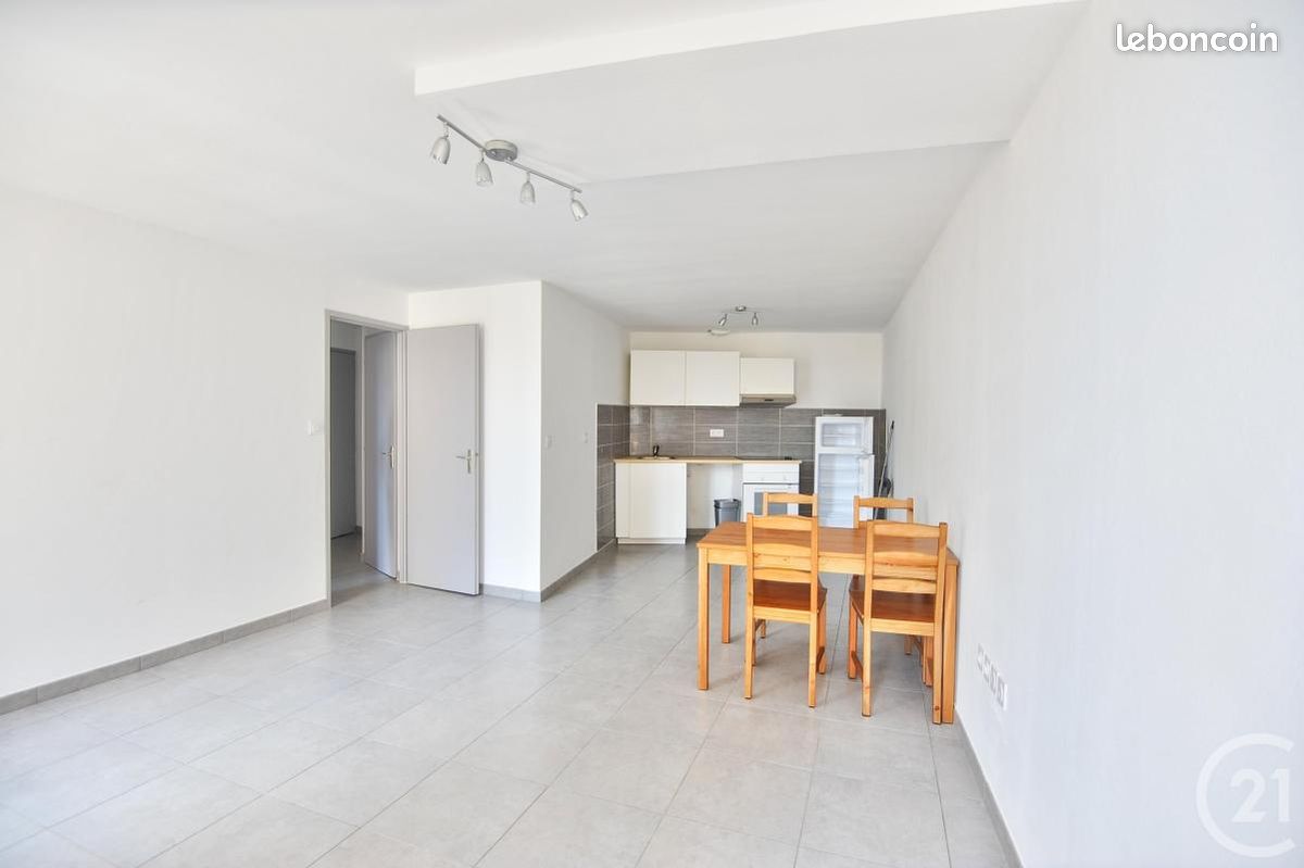 Appartement 2 pièces 40 m² · à Romans-sur-Isère · 40 m² · 480 €/mois