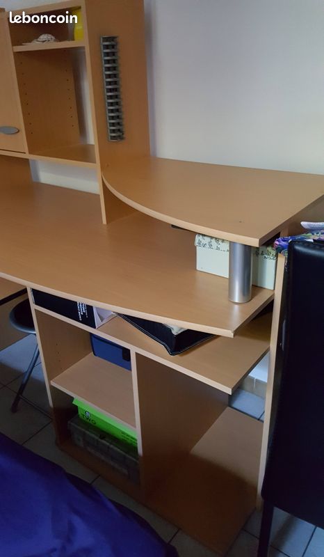 Grand bureau pour chambre ou espace de travail (emplacement ordinateur) (image 2)