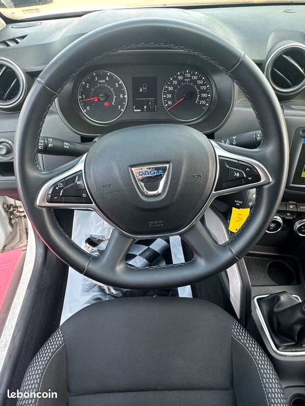 Dacia Duster 1.3 TCe 140 CH "Prestige" 1ère Main / 4x2 (image 5)