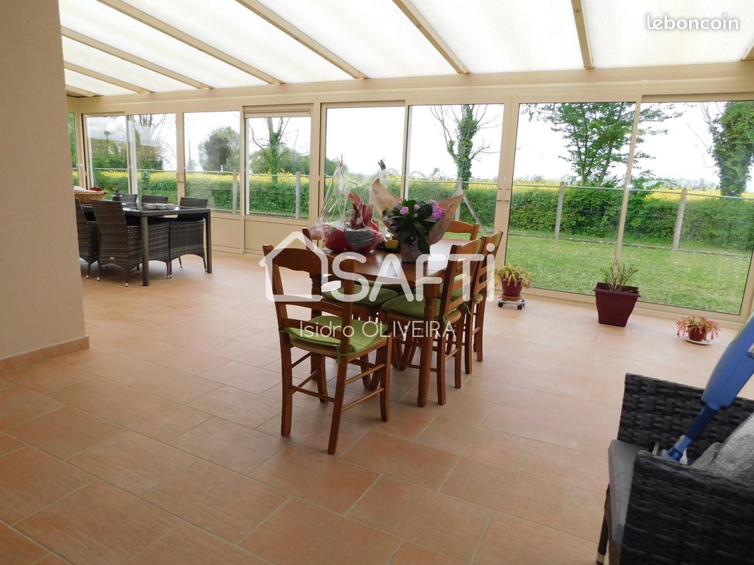 Propriété 7 pièces 207 m² - Saint-Pompain 79160 (image principale 4)