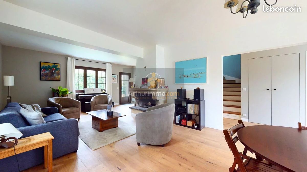 Maison 8 pièces 185 m² · à Marly-le-Roi · 185 m² · 935 000 €