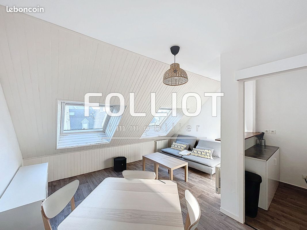 Appartement 2 pièces 45 m² · à Granville · 45 m² · 585 €/mois