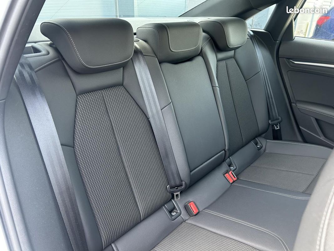 Audi a3 1.5 35 tfsi 150 mhev hybrid s-line s-tronic bva-full entretiens audi (image 15)