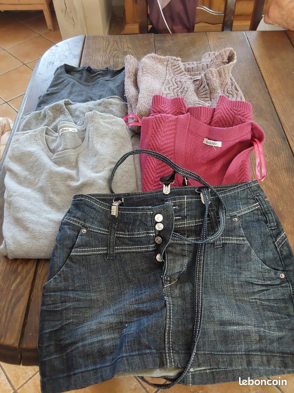 Lot de vetements divers tailles (image 1)