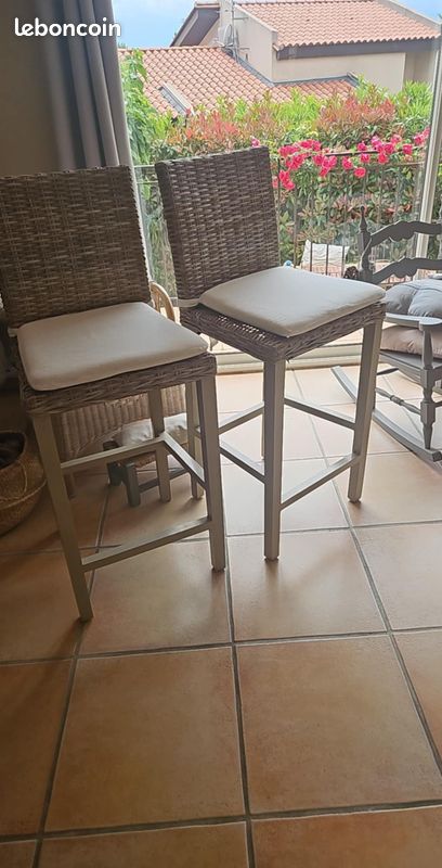 Tabourets hauts en osier maison du monde (image 1)