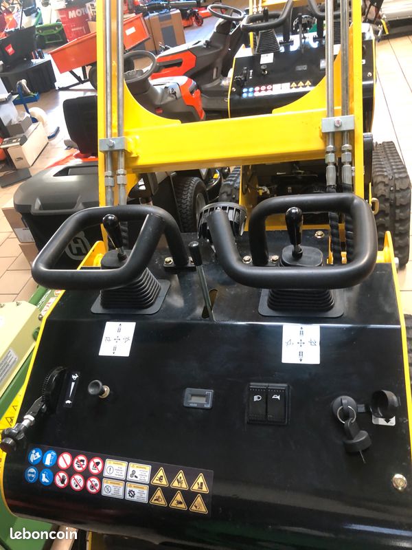 🆕🛞Nouveau mini chargeuse RM 750 TOP PRIX en stock Boyer Motoculture 😊 (image 4)