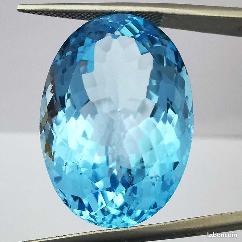 Topaze naturelle bleu suisse 35.77 ct certifiée ALGT (image 8)