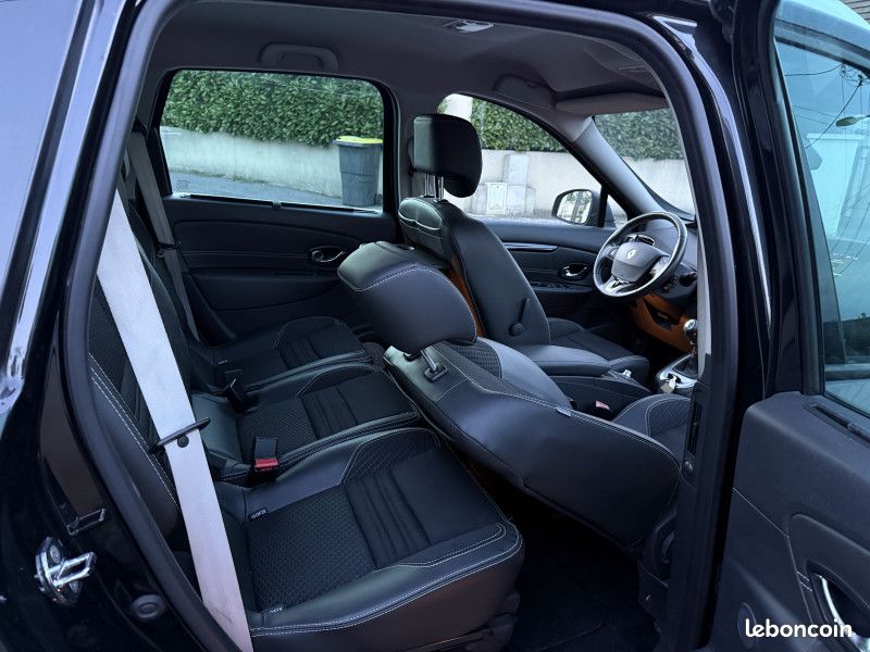 Renault GRAND SCENIC III 1.5 DCI 110CH ENERGY BOSE ECO² EURO6 7 PLACES 2015 (image 15)