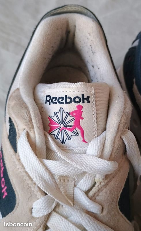 Chaussures baskets pour homme marque Reebok taille Chaussures