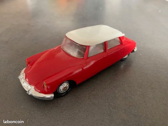 NOREV, CITROEN DS 19 1958 vert et toit blanc, échelle , NOREV310528