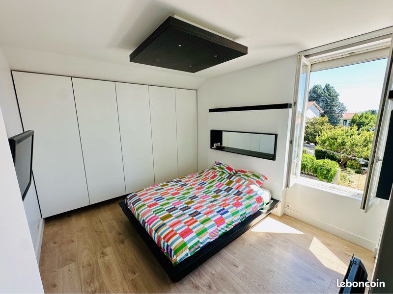 Appartement 2 pièces 53 m² · à Oullins-Pierre-Bénite · 53 m² · 995 €/mois
