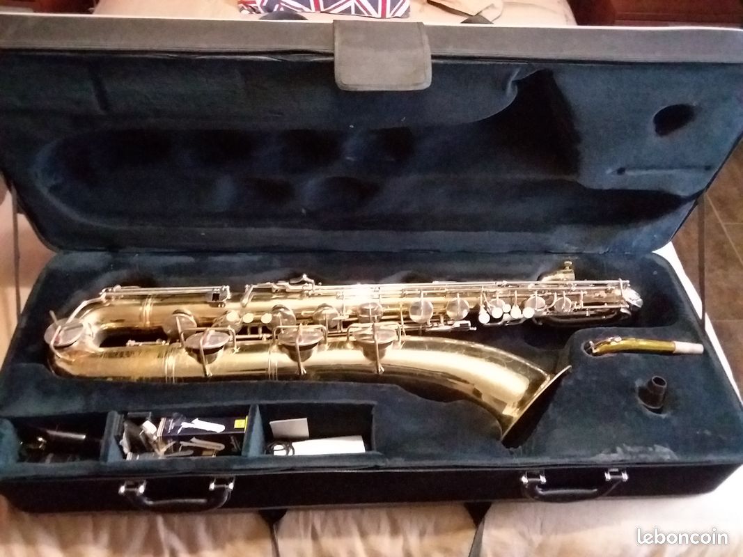 Saxophone Baryton CONN 16 M avec Clé LA grave (image 6)