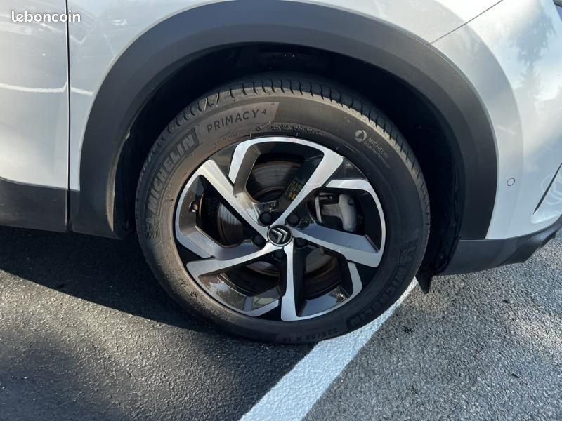 Citroen C5 Aircross Hybrid 225ch C-Series e-EAT8 (image 4)
