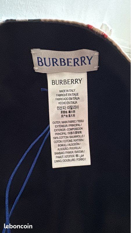 Lot de 2 casquettes Burberry – Complètes (boîte, ticket de caisse, sac et étiquettes) (image 4)