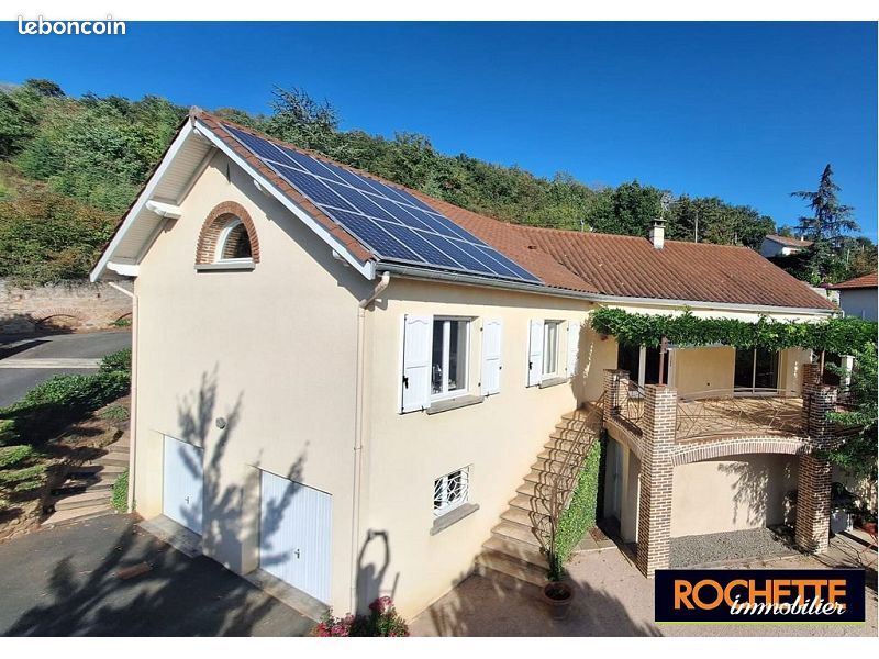 Maison 8 pièces 150 m² · à Montrond-les-Bains · 150 m² · 365 000 €