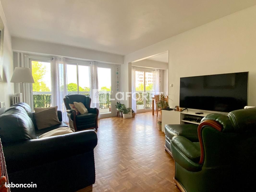 Appartement 6 pièces 110 m² · à Marly-le-Roi · 110 m² · 1 926 €