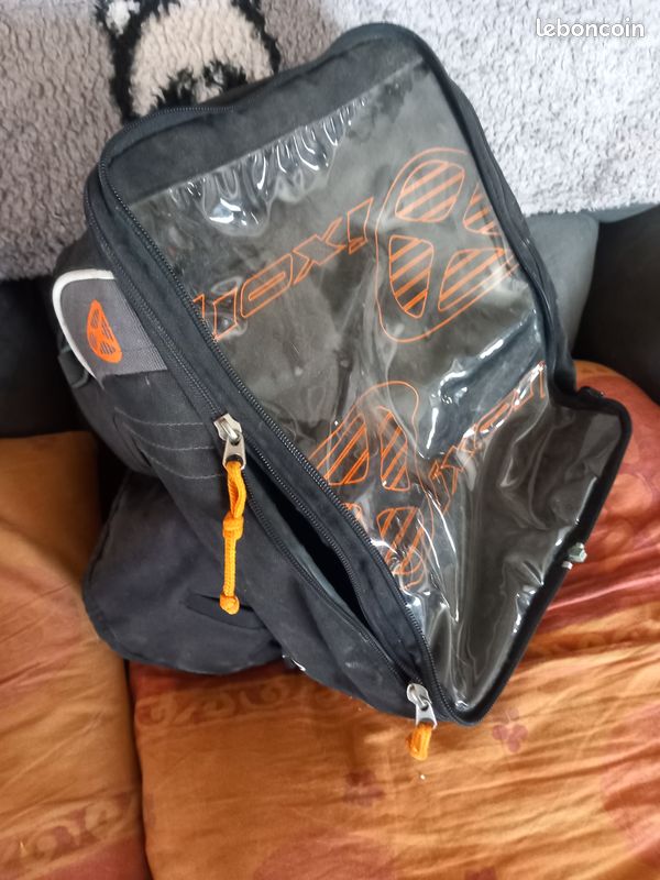 Sacoche moto (image 1)