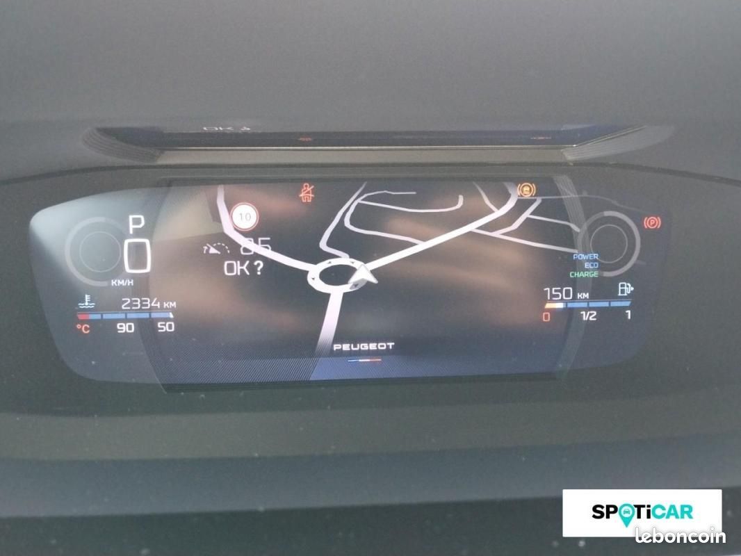 Peugeot 408 Hybrid 145 e-DCS6 GT (image 12)