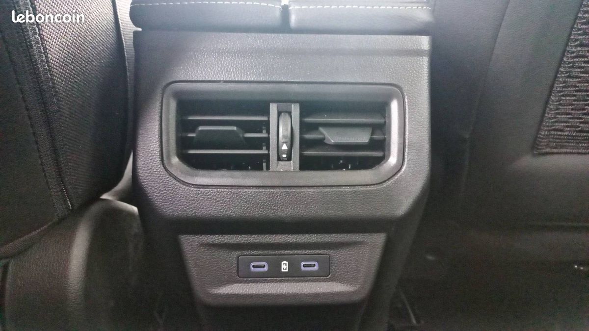 Renault austral full hybrid e tech 200 ch techno (image 28)