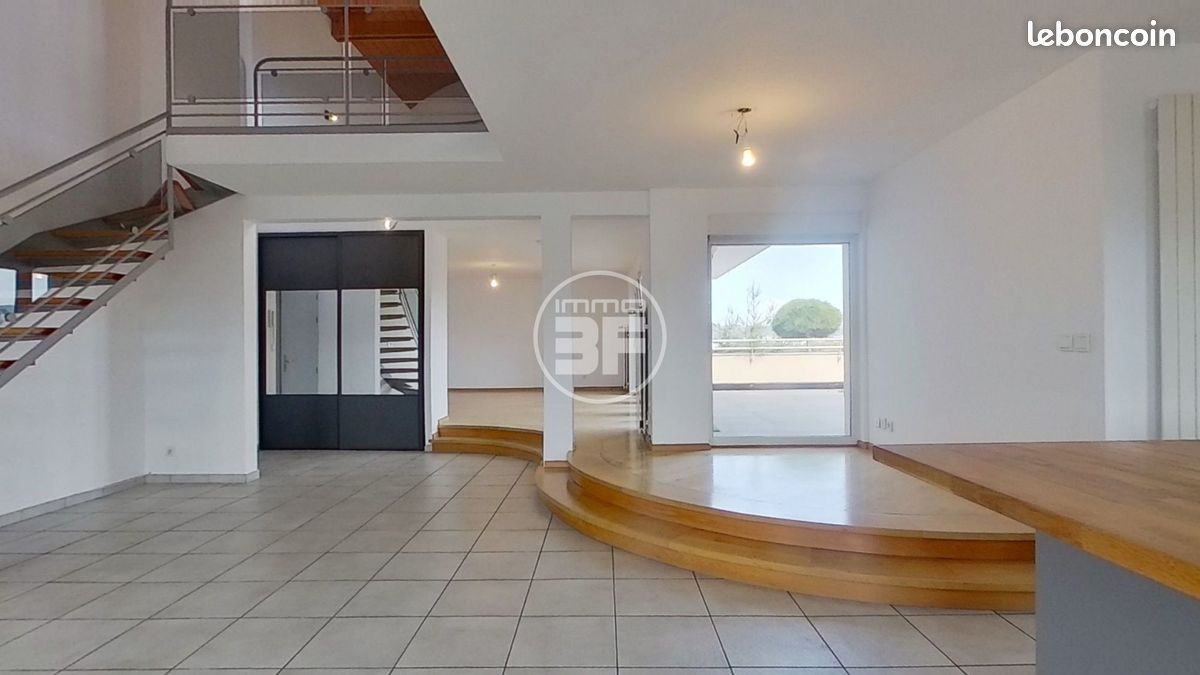 Appartement a louer saint-louis - 6 pièce(s) - 200 m2 - Surfyn