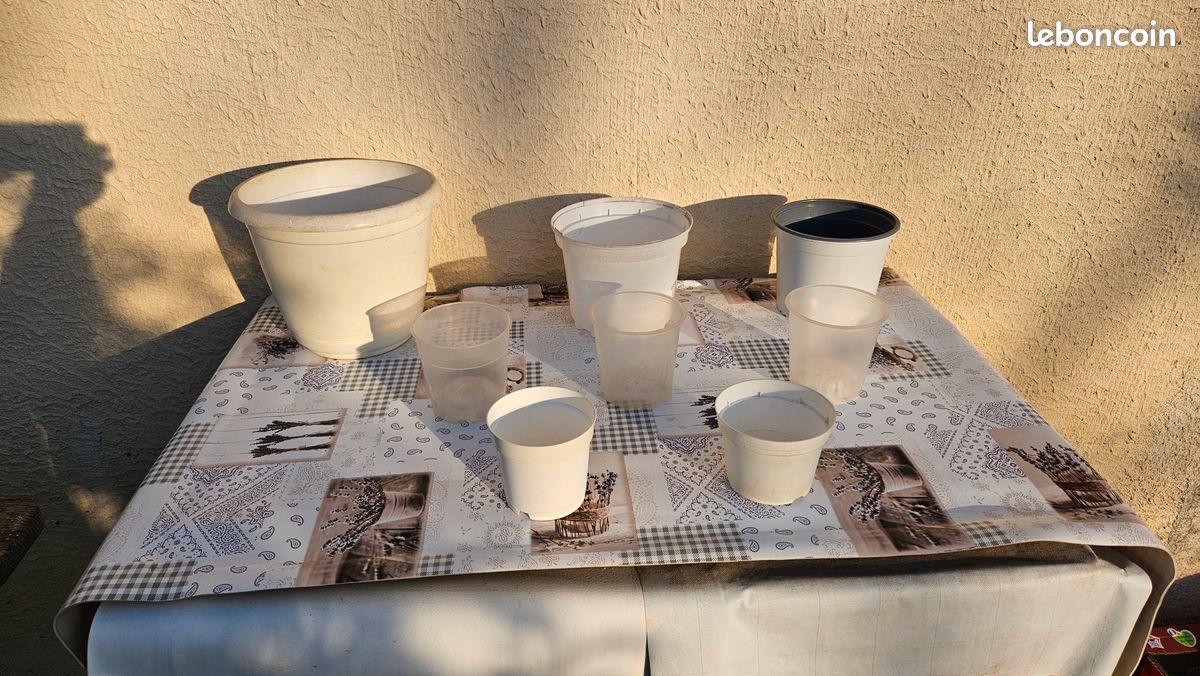 8 pots et bacs blancs et transparents, Neufs …lot29 (image 4)