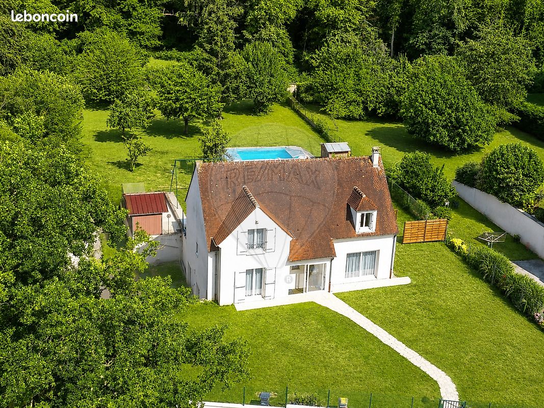 Maison 6 pièces 140 m² · à Senlis · 140 m² · 440 000 €