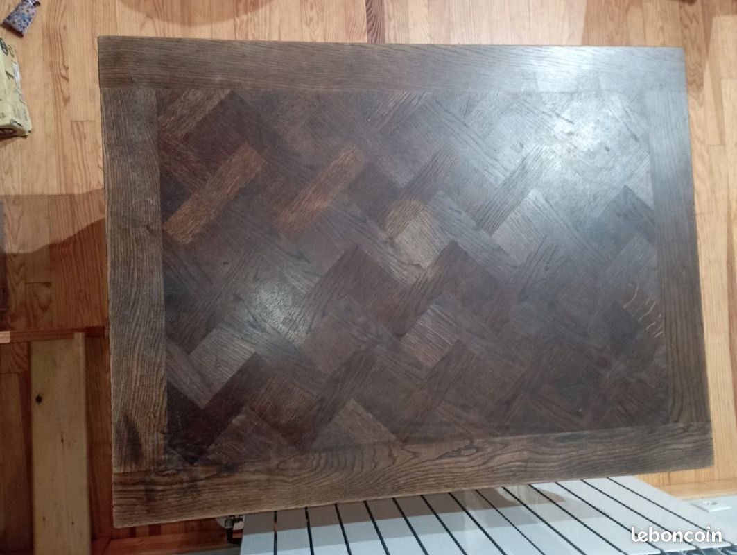 Table en bois (noyer) (image 3)