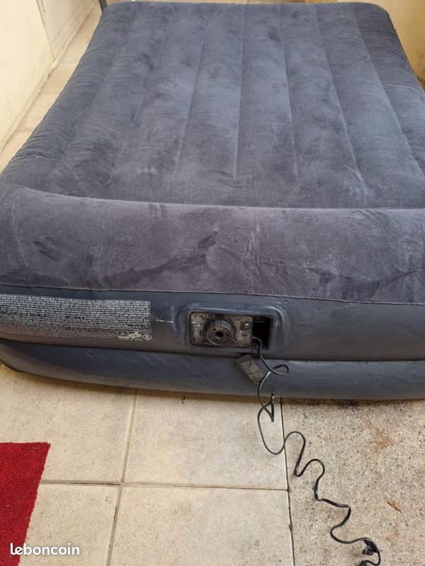 Matelas gonflable 2 place de luxe (image 2)