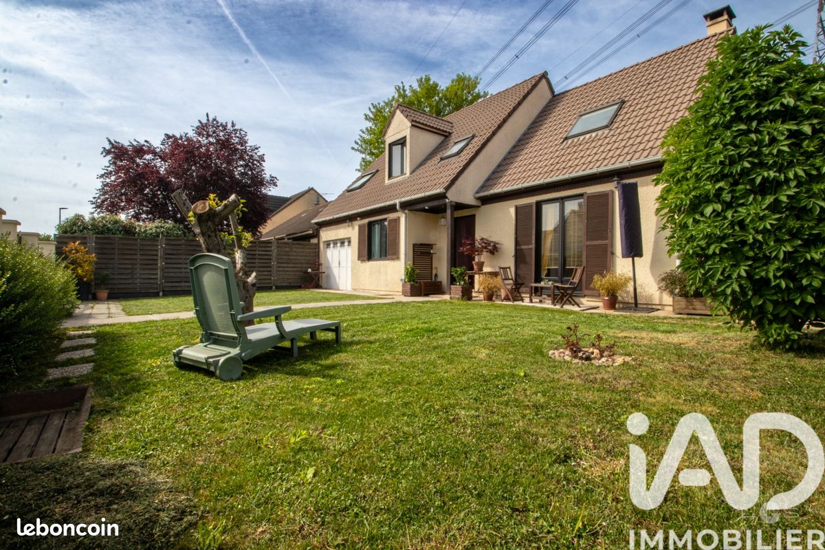 Maison 6 pièces 129 m² · à Roissy-en-Brie · 129 m² · 349 000 €