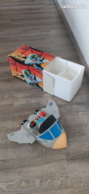 Lot Revendeur De 12 Jouets Top Fighters Bizak – Produits Neufs, Idéal Pour Boutique Ou Cadeaux