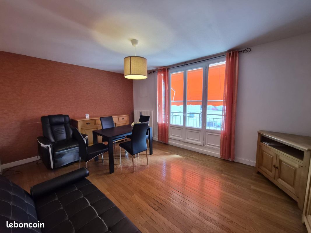 Appartement 3 pièces 69 m² · à Grenoble · 69 m² · 138 000 €