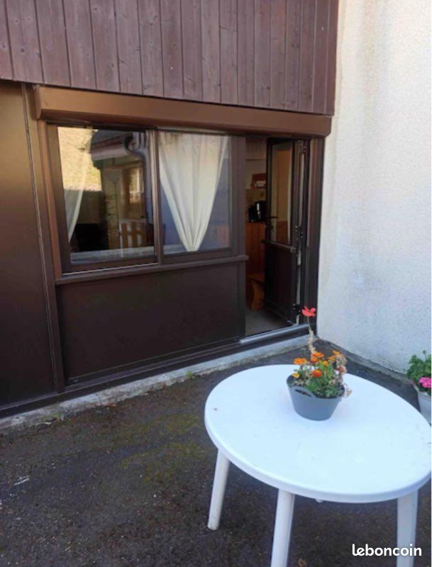 Appartement 1 pièce 23 m² · à Laveissière · 23 m² · 52 000 €