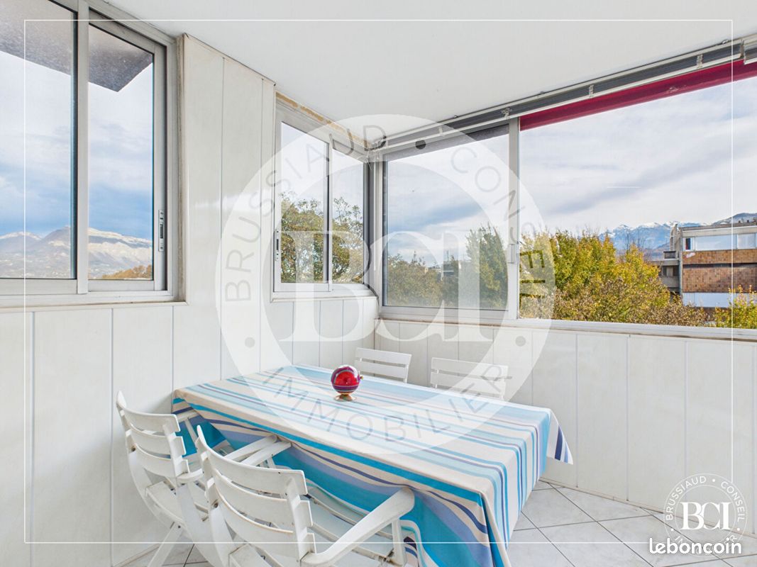 Appartement 3 pièces 80 m² · à Grenoble · 80 m² · 72 000 €