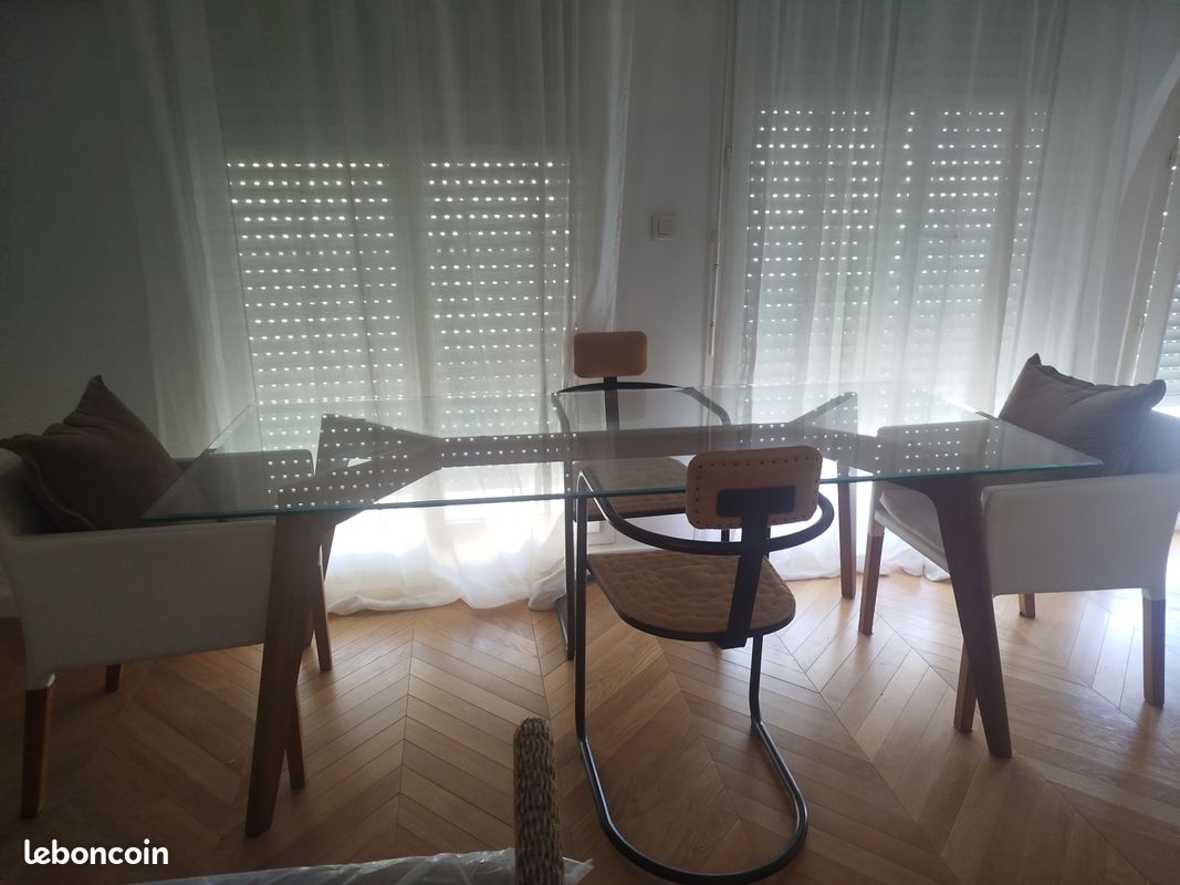Table salle à manger (image 1)