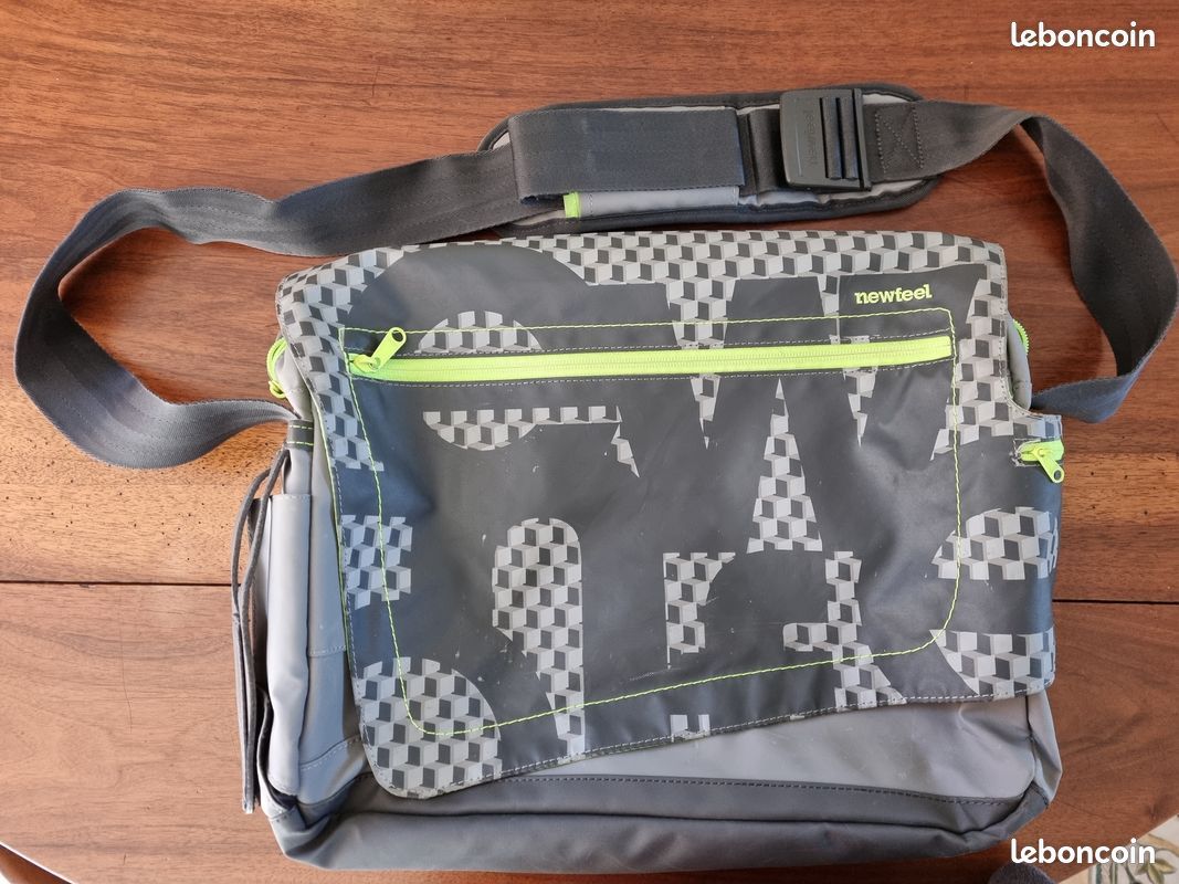 Besace sac à dos Accessoires Bagagerie